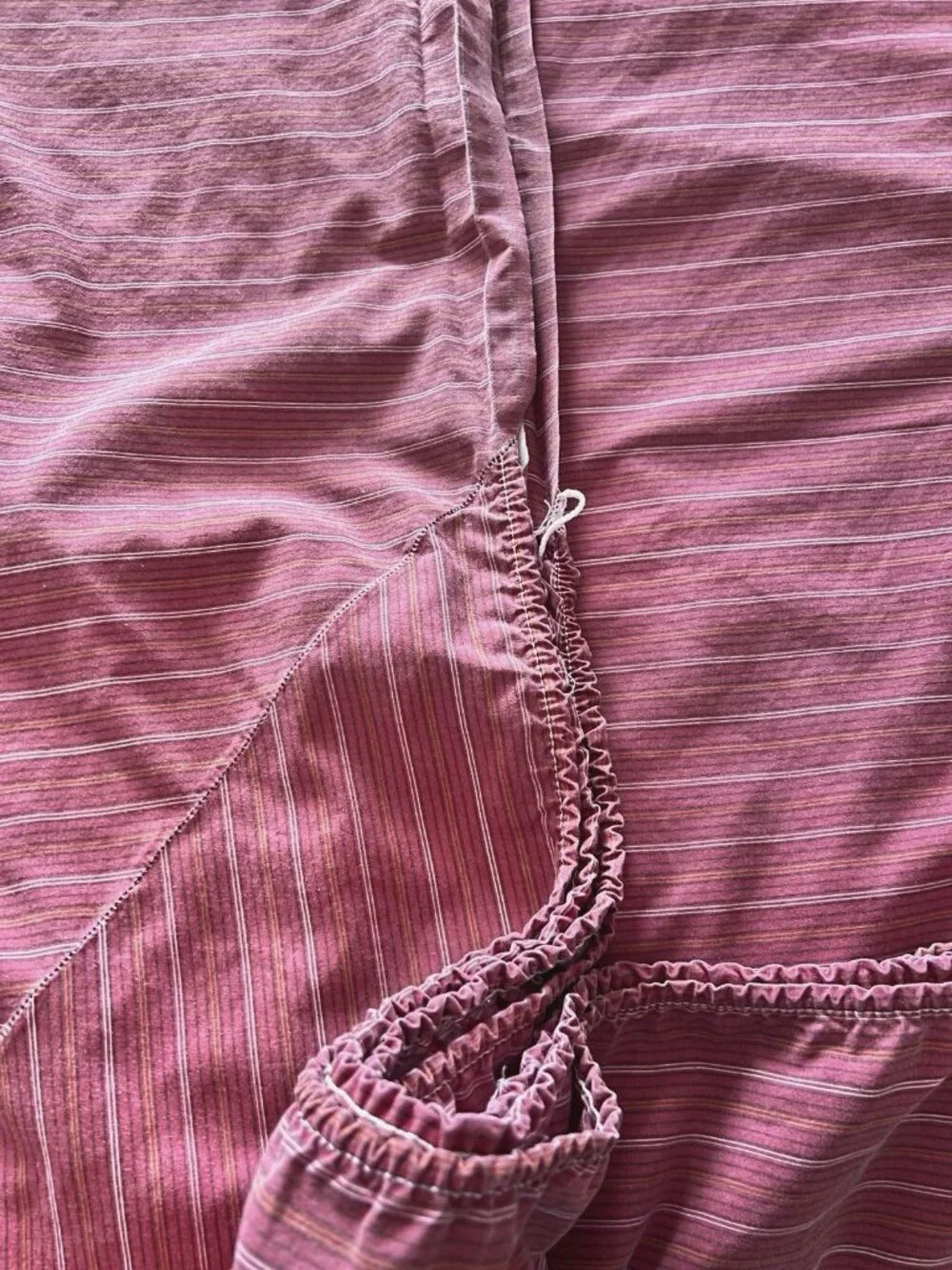 4 Pc QUEEN Sheet Set Stripe Burgundy Pinstripe West Point Stevens Made in USA